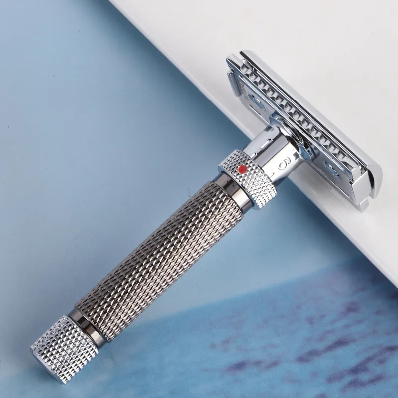 Kelvedge Adjustable Safety Razor, chrome head and knurled brass handle